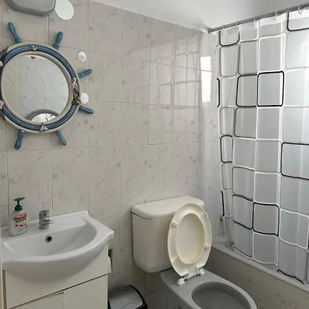 Sunny House דירה *