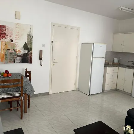 Sunny House * לרנקה