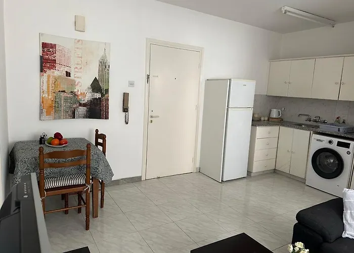 Sunny House * לרנקה